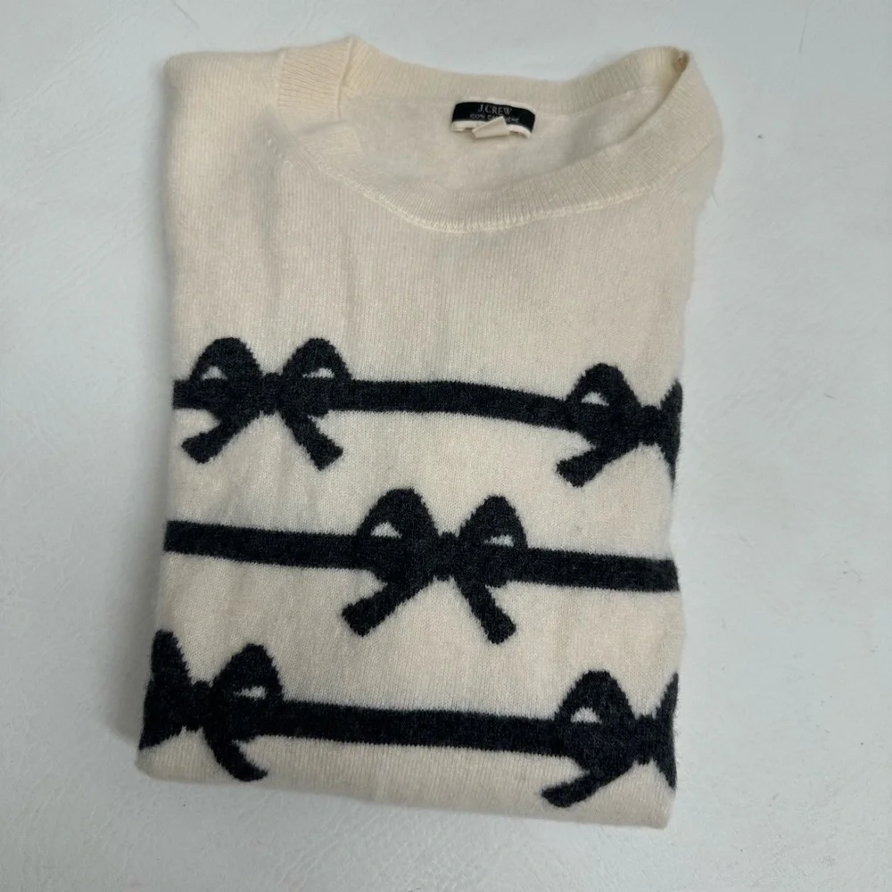 J. Crew | Cashmere Crewneck Sweater With Bow Stripes size S